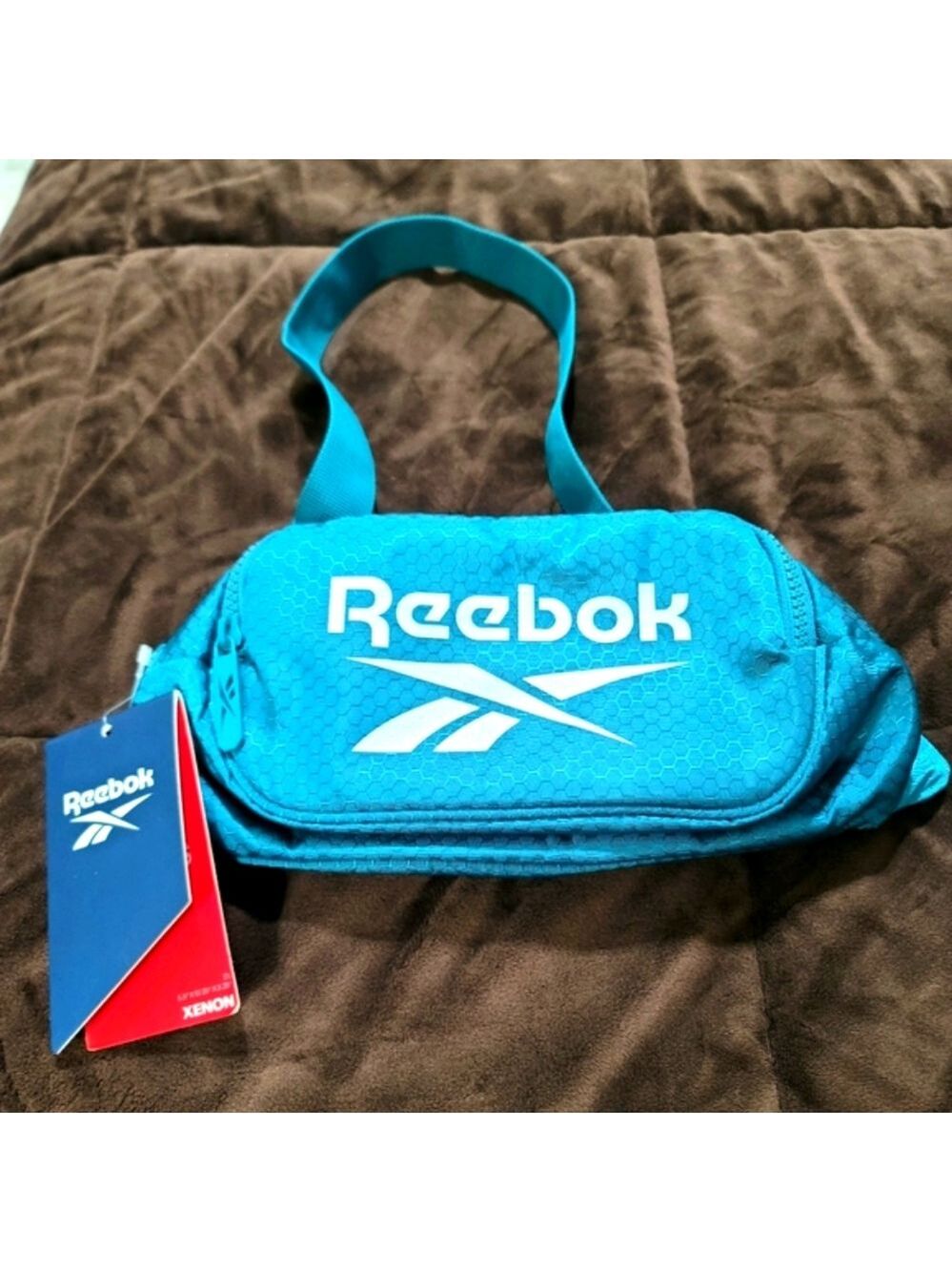 NWT Reebok Xenon Fanny Pack in Seaport Teal